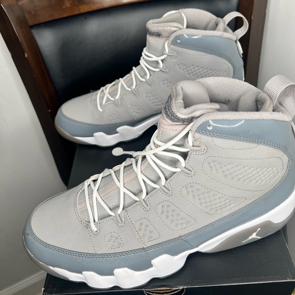 Cool grey retro 9 2012’ - Picture 3 of 7